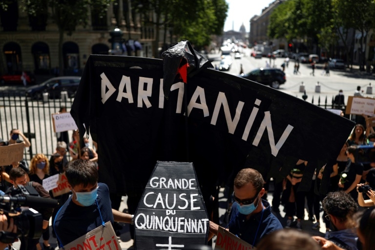 femmesmagazine-feministe-manifestations-france-darmanin-gouvernement