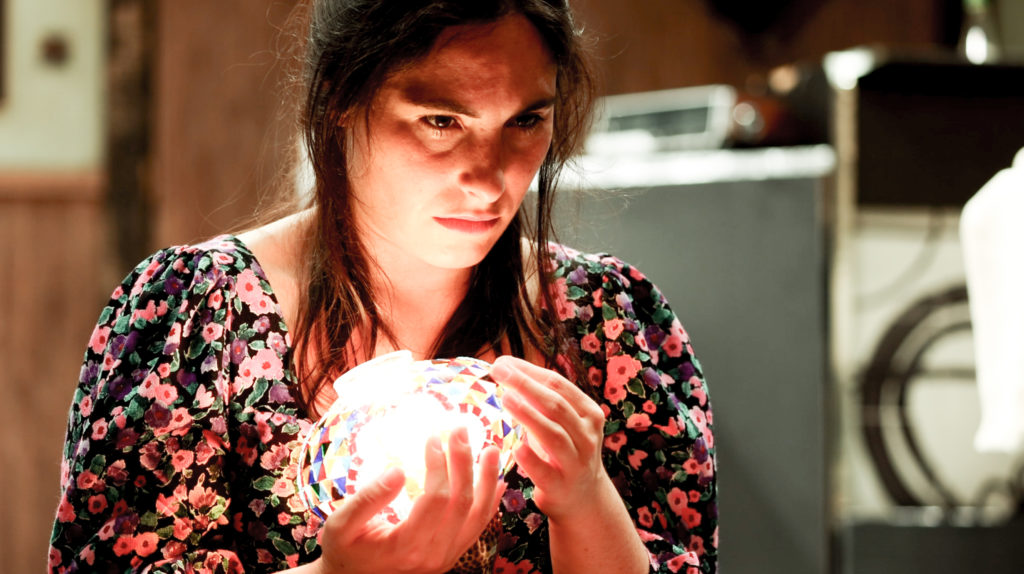 femmesmagazine-nuittragique-piecetheatre-kinneksbond-truckstop