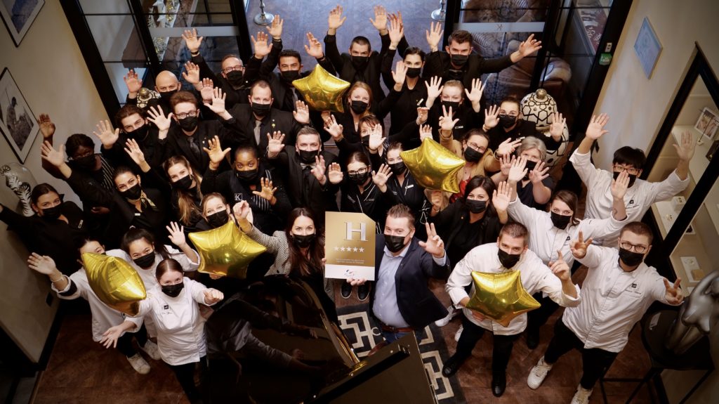 femmesmagazine-une-cinquieme-etoile-pour-domaine-de-la-klauss