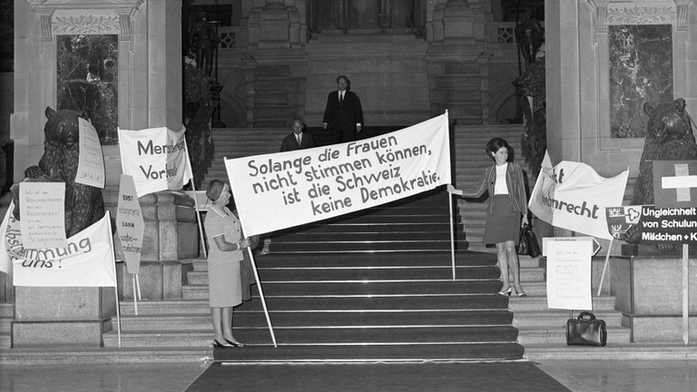 femmesmagazine-droit-devote-femmes-suisse